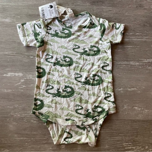 NWT 12-18m Kate Quinn Short Sleeve Lap Neck Bodysuit Green Dragon Family modal - Picture 1 of 3
